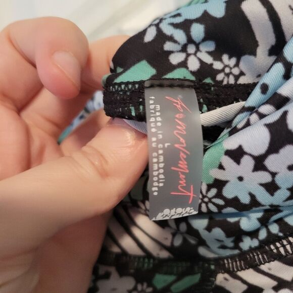 Free People Movement Lose Control Leggings Daisy Check Print Size Large - Picture 8 of 10